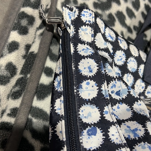 Vera Bradley Tote Bag - Picture 5 of 8